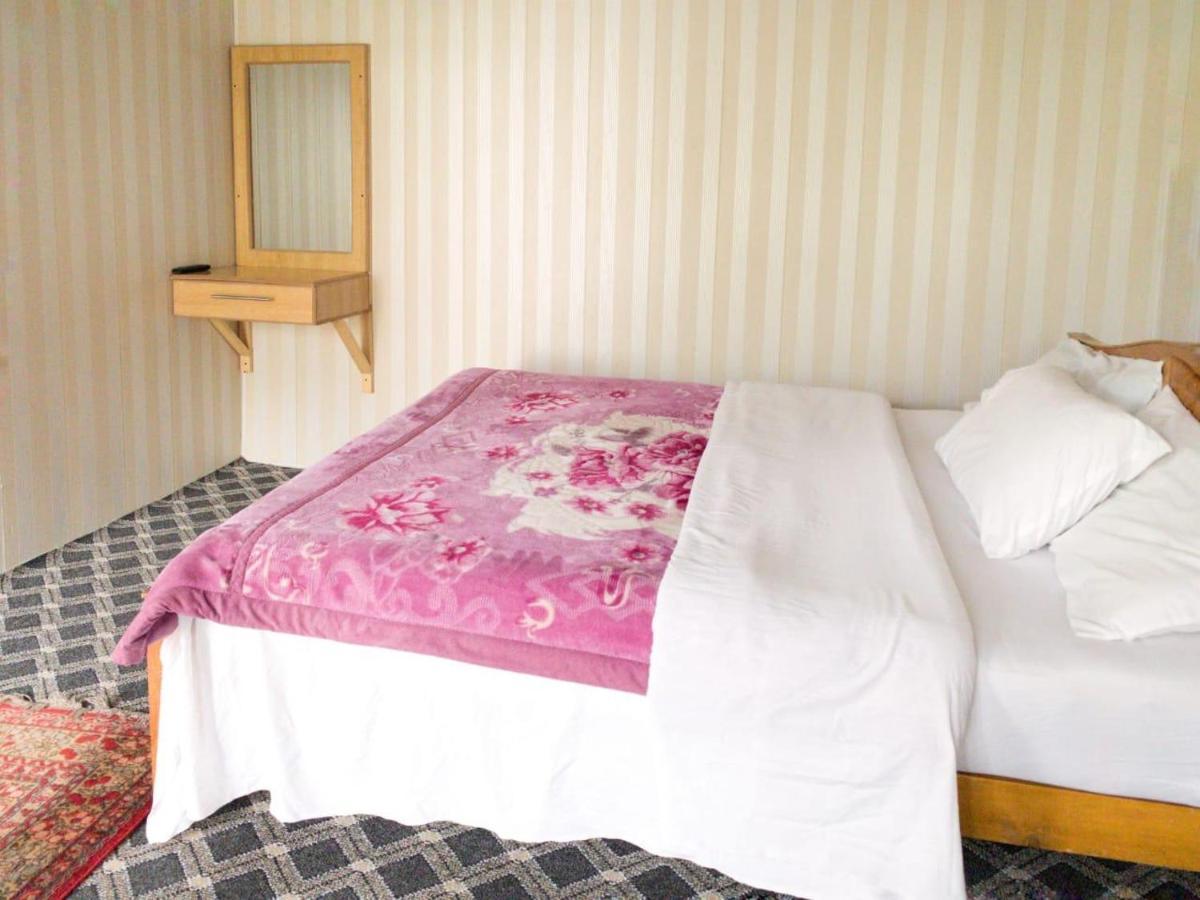 Madina Hotel 2 Gilgit Luaran gambar